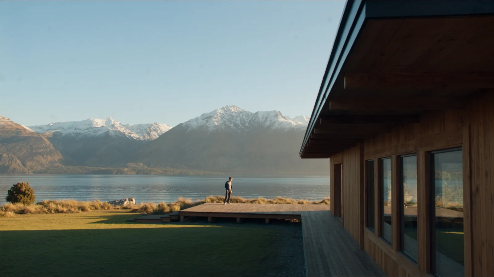 Representative property concept for the Wānaka direct-booking strategy